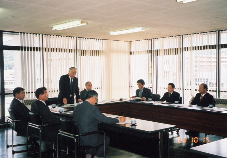 2003年10月 香川県坂出市 都市美条例常任委員会視察